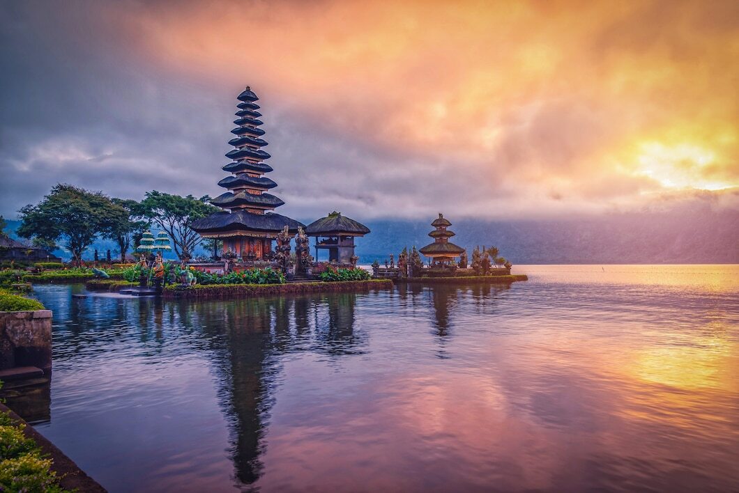 pura-ulun-danu-bratan_29505-381
